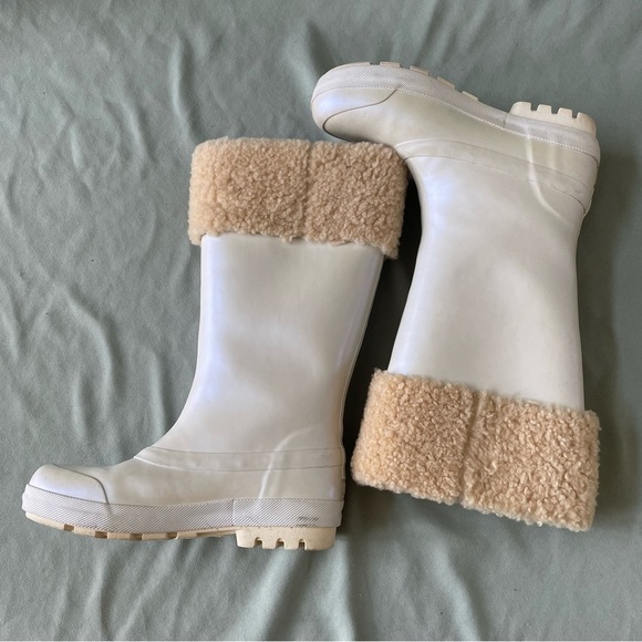 RARE UGG Mill Creek Rain Boot, Iridescence White, Size 6/EU 37 - Picture 10 of 10